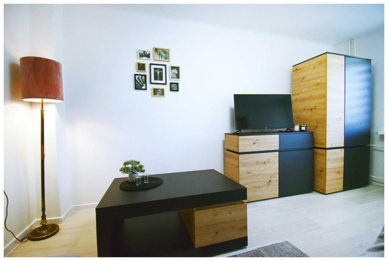 Color24 Centrum Nisko Διαμέρισμα Εξωτερικό φωτογραφία